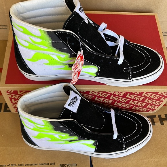 Vans Sk8-Hi Flame Black/True White Men’s sneakers - Picture 3 of 16